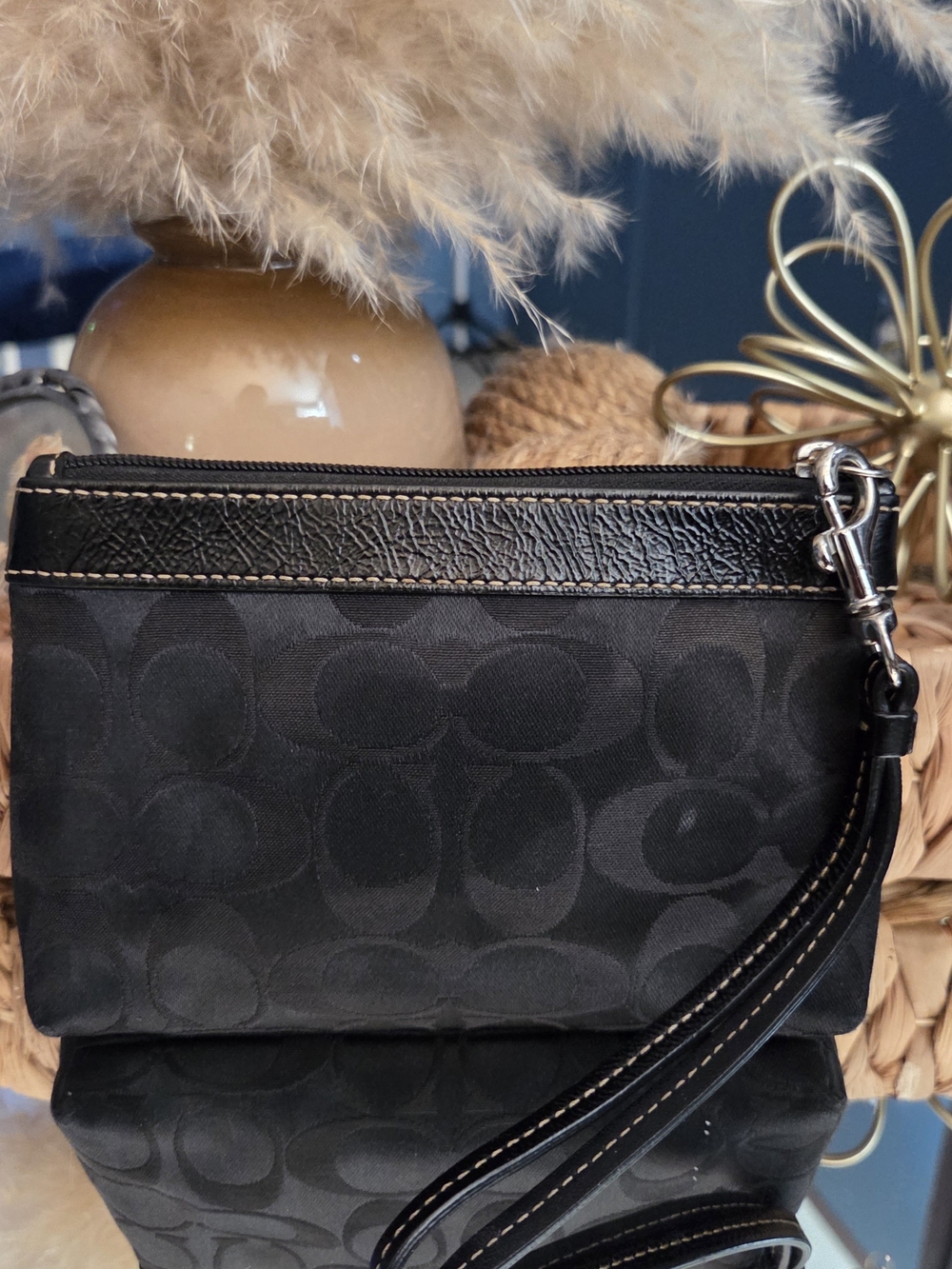 Coach Black Signature C Jacquard Fabric Patent Leather Wristlet - Picture 5 of 7